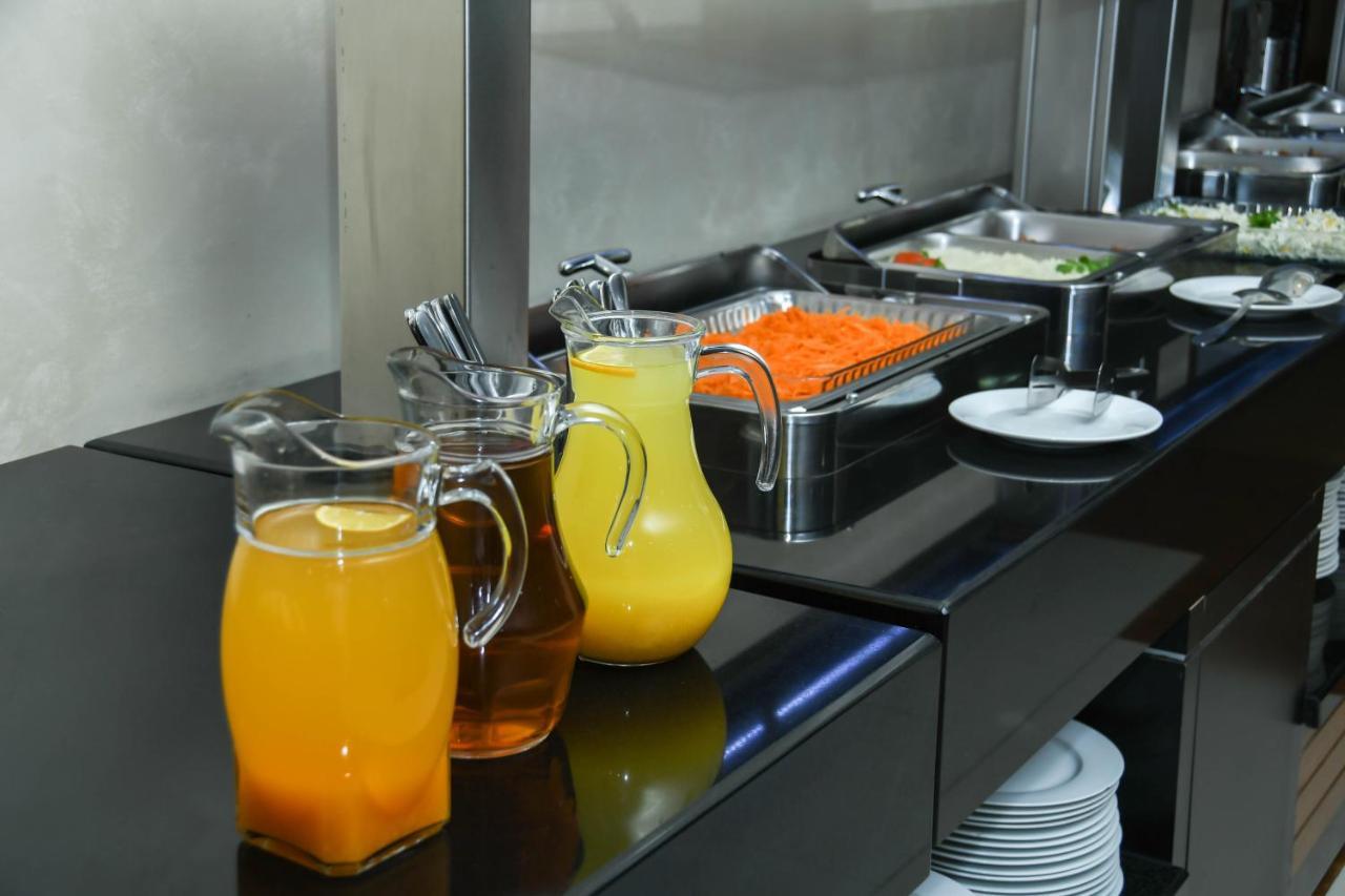 Olympavan Hotel Jereván Kültér fotó