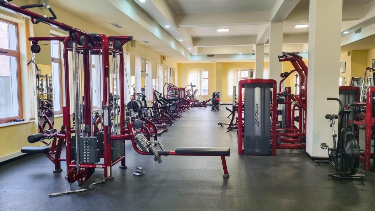 Olympavan Hotel Jereván Kültér fotó