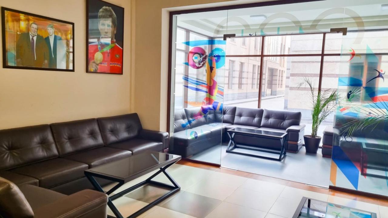 Olympavan Hotel Jereván Kültér fotó