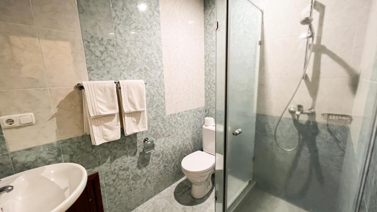 Olympavan Hotel Jereván Kültér fotó